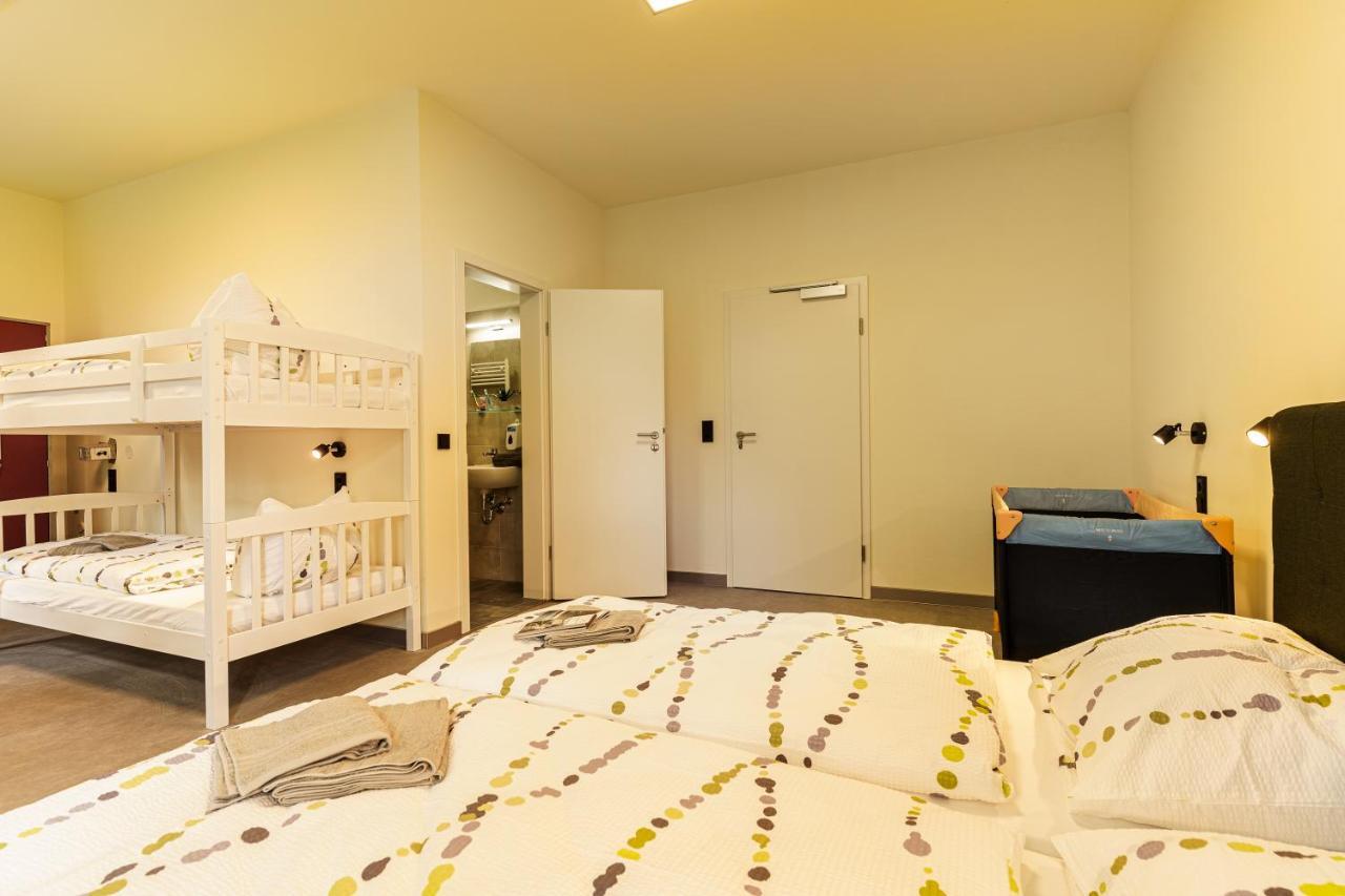 אנברג - בוכהולץ Hotel Und Hostel Gleisbett מראה חיצוני תמונה
