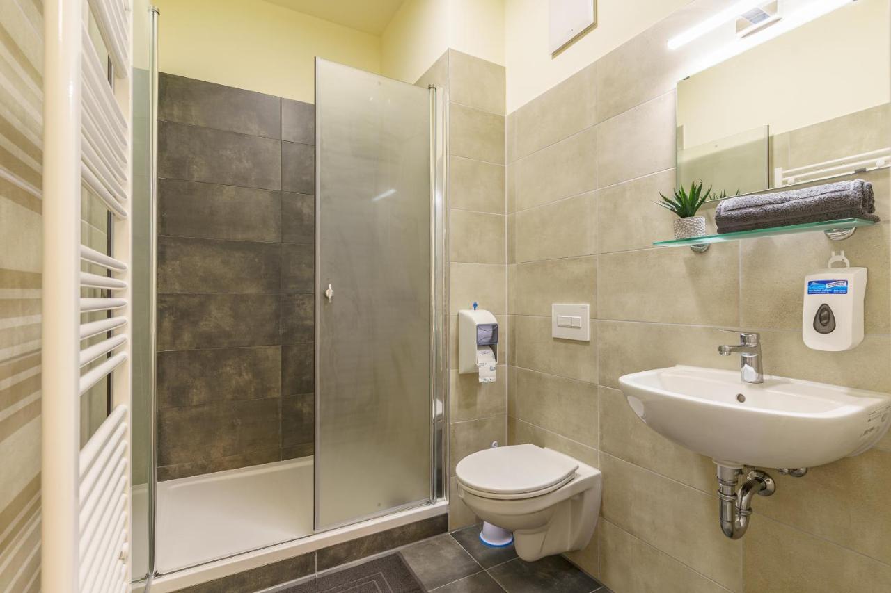 אנברג - בוכהולץ Hotel Und Hostel Gleisbett מראה חיצוני תמונה