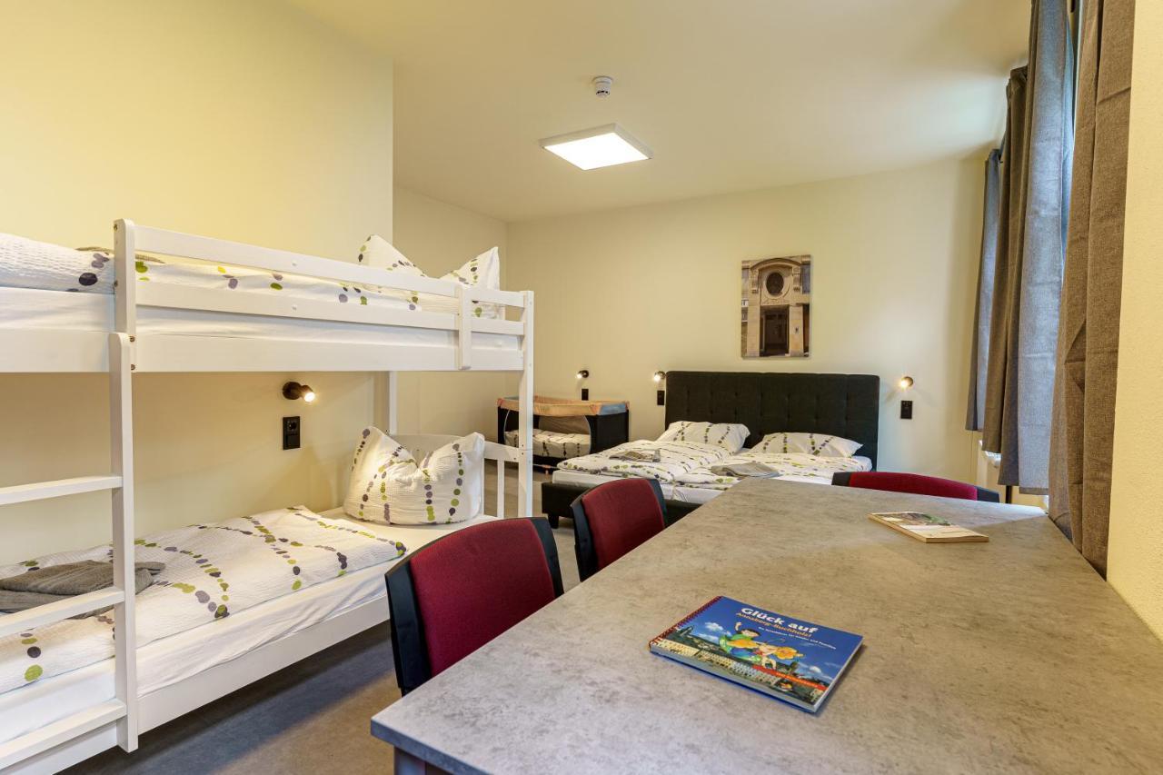 אנברג - בוכהולץ Hotel Und Hostel Gleisbett מראה חיצוני תמונה